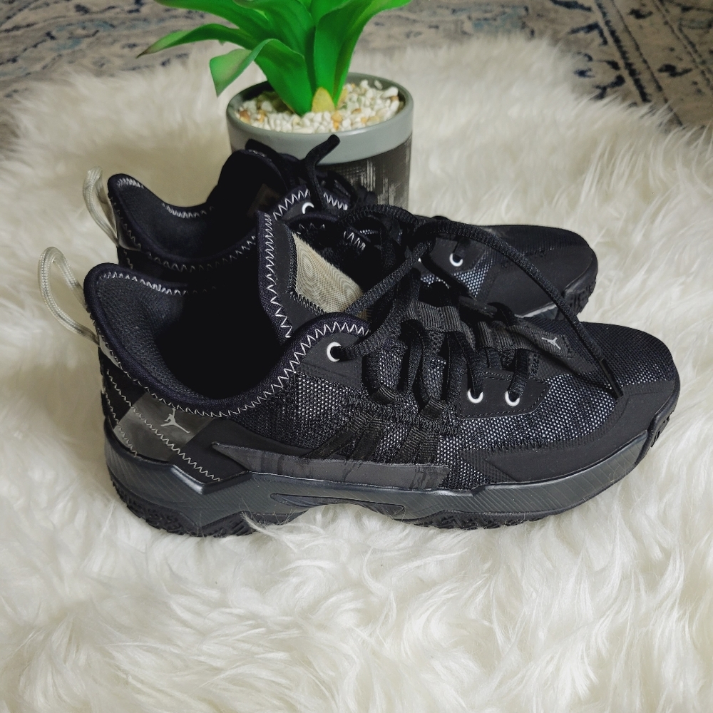 Jordan Westbrook One Take II size 7Y